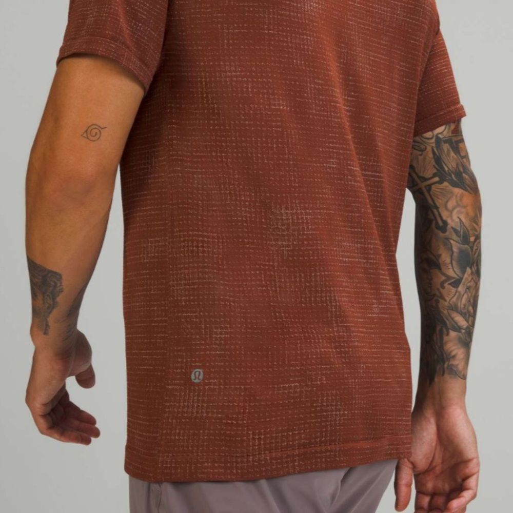 Lululemon Metal Vent Tech T-Shirt 2.0 Disrupted Grid Delicate Mint / Date Brown - Picture 2 of 7